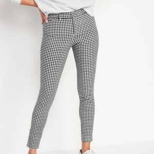 Old Navy Hi Rise Pixie Pants